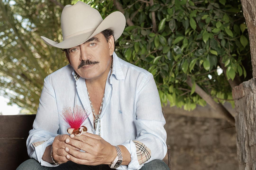 Joan Sebastian, an outdoor portrait