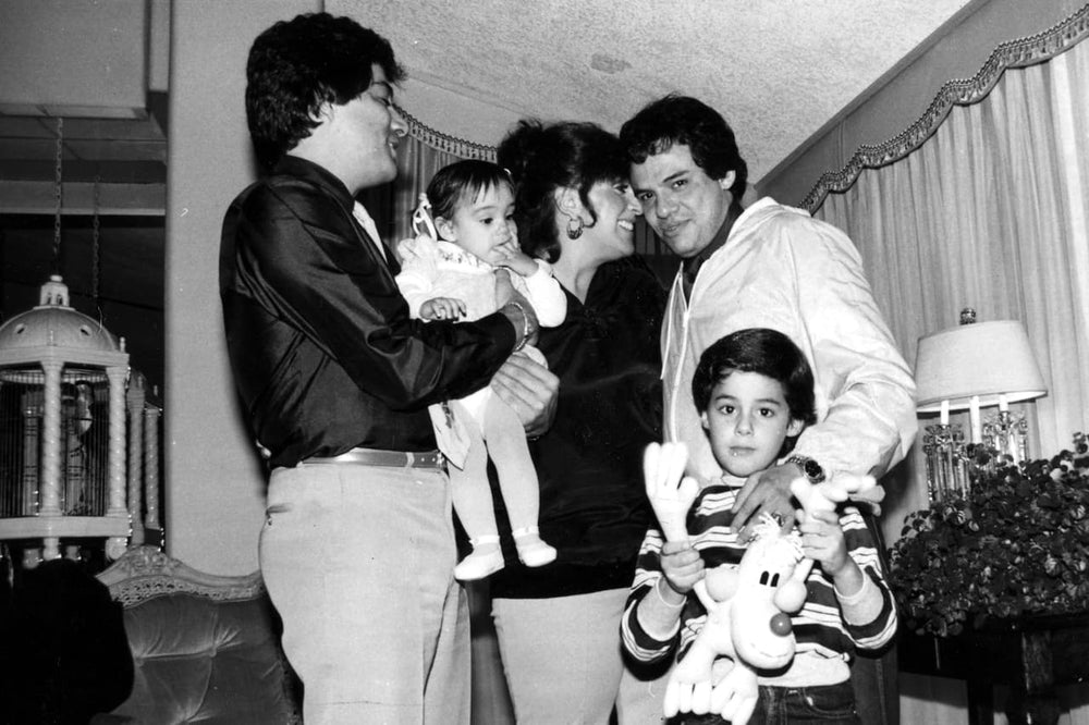 With Anel and their children, 1978