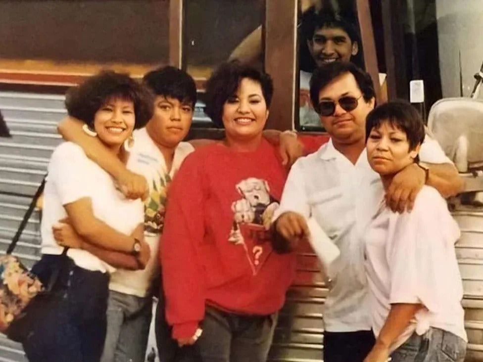 Selena y Los Dinos: a family on the road